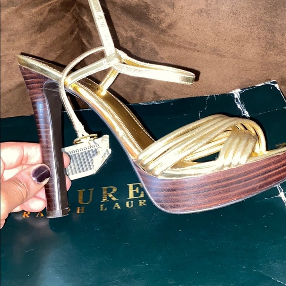 Brand new Ralph Lauren Gold sandal w/wood platform - Picture 5 of 7
